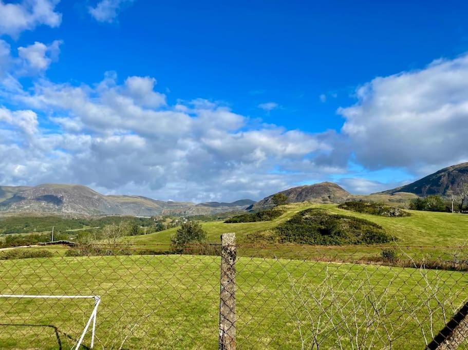 The Walkers' Cwtch Apartment Ffestiniog ภายนอก รูปภาพ