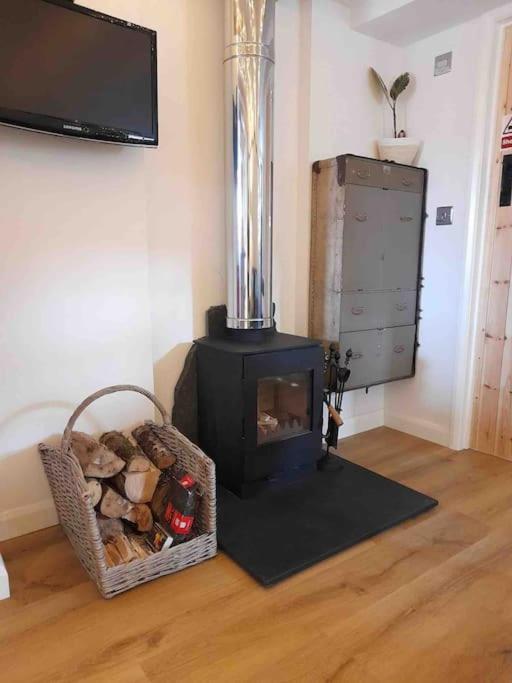 The Walkers' Cwtch Apartment Ffestiniog ภายนอก รูปภาพ